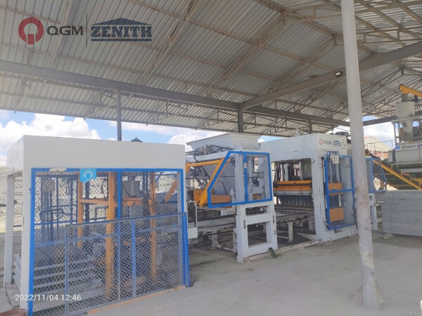 Jak używać pyłu z kamieniołomów i balastu o średnicy 6-10 mm do tworzenia bloków, aby uzyskać większy zysk