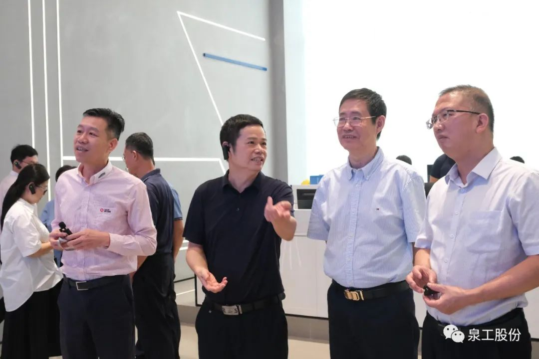 福建省品牌建设促进调研组一行莅临福建澳门银河博彩官方网站股份考察调研