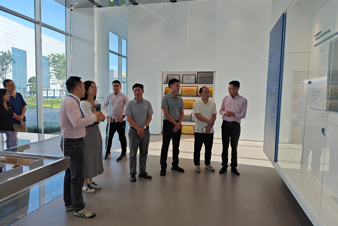 新华社福建分社莅临澳门银河博彩官方网站股份参观调研